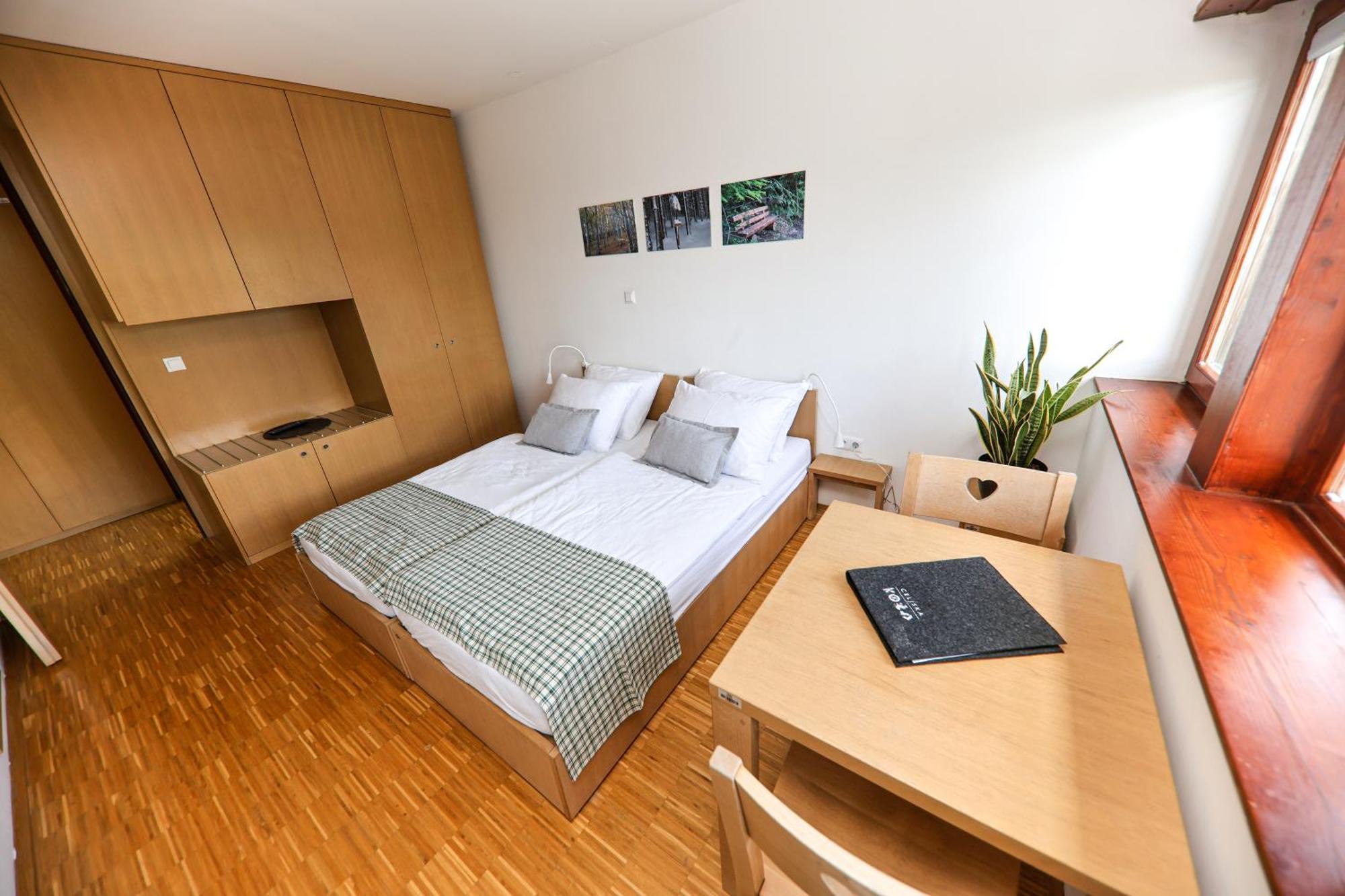Hotel Celjska Koca Цельє Екстер'єр фото